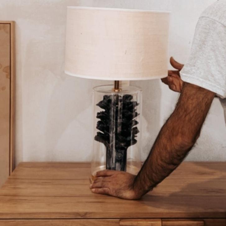 Lámpara de Mesa Coral con Vidrio