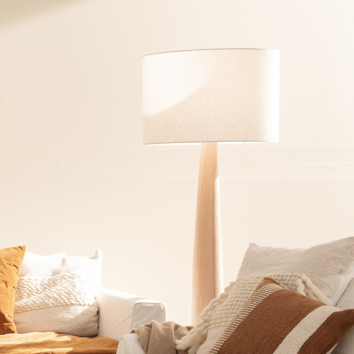 Lámpara de pie Lenga