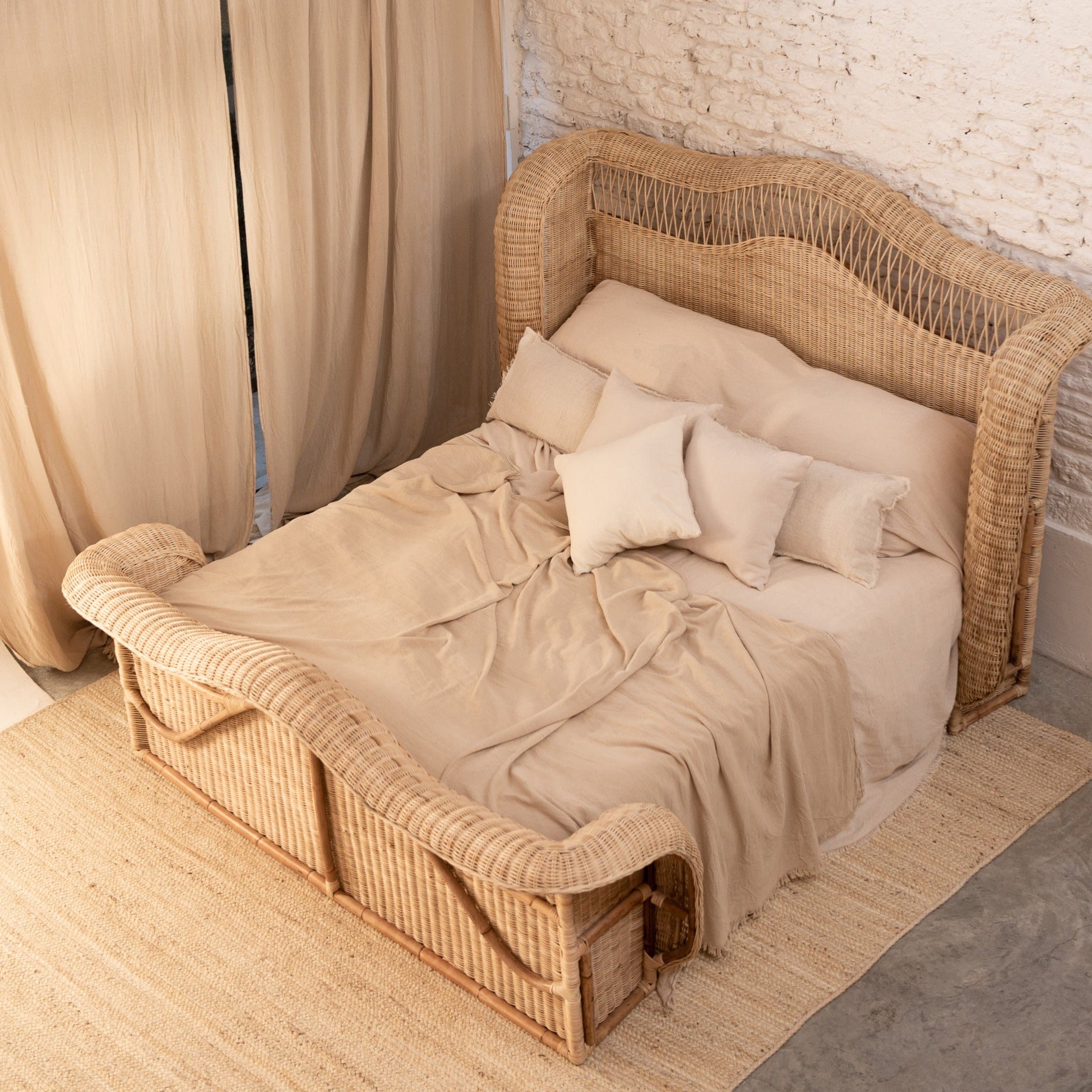Cama Artisanal Bed