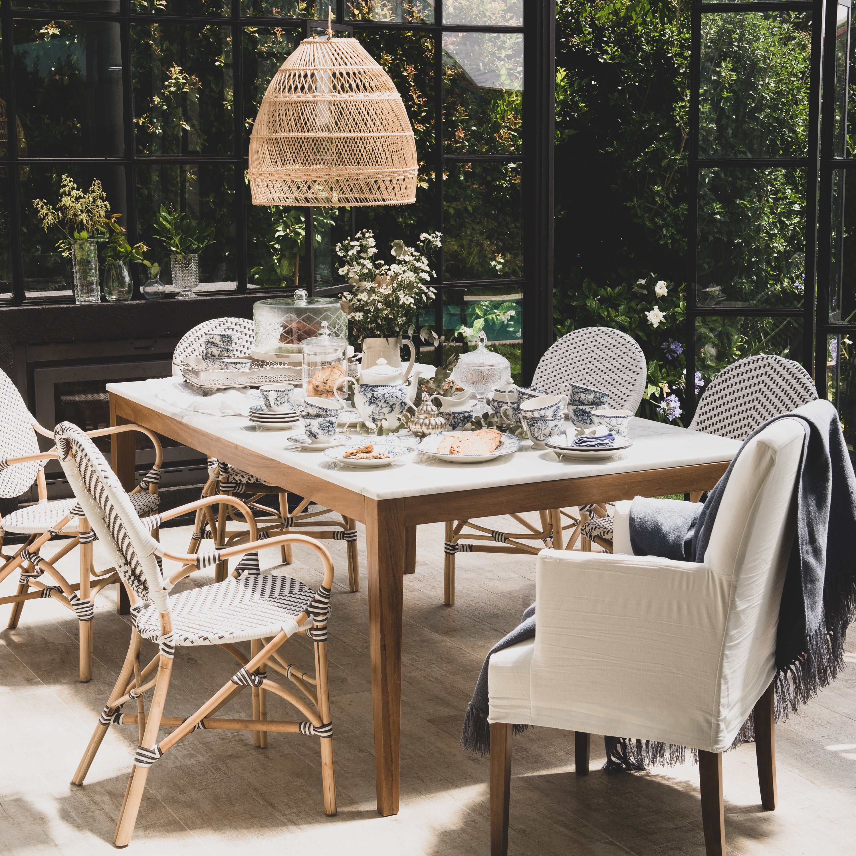 Mesa Magnolia Carrara, 2da Selección