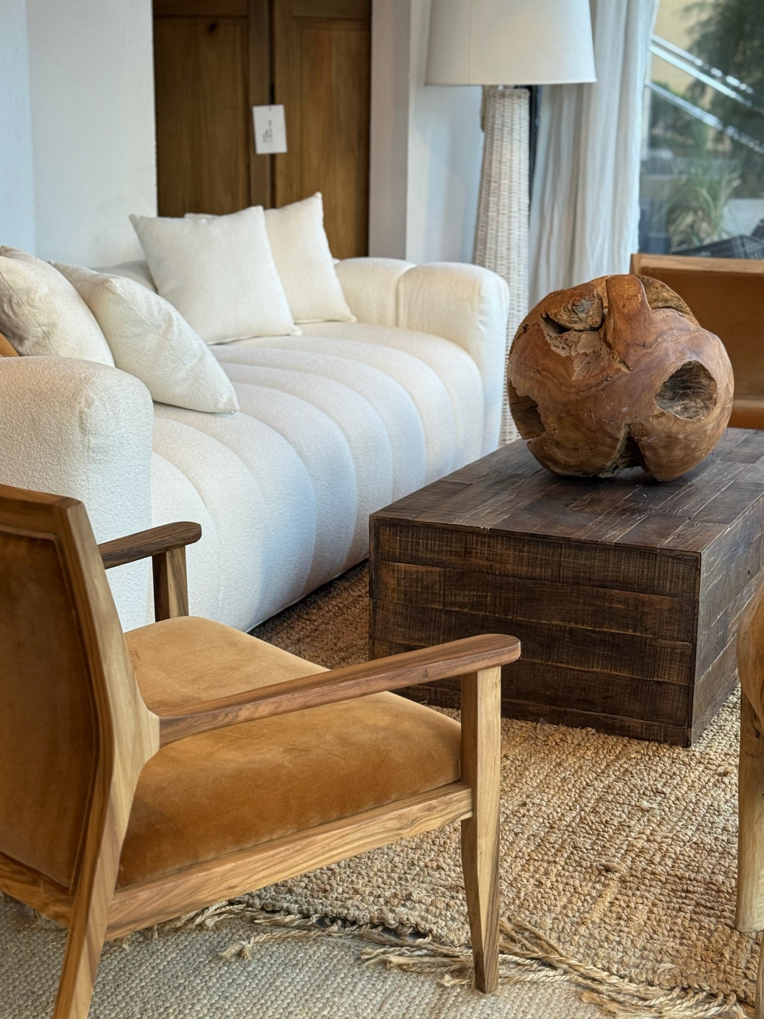 Mesas bajas y auxiliares